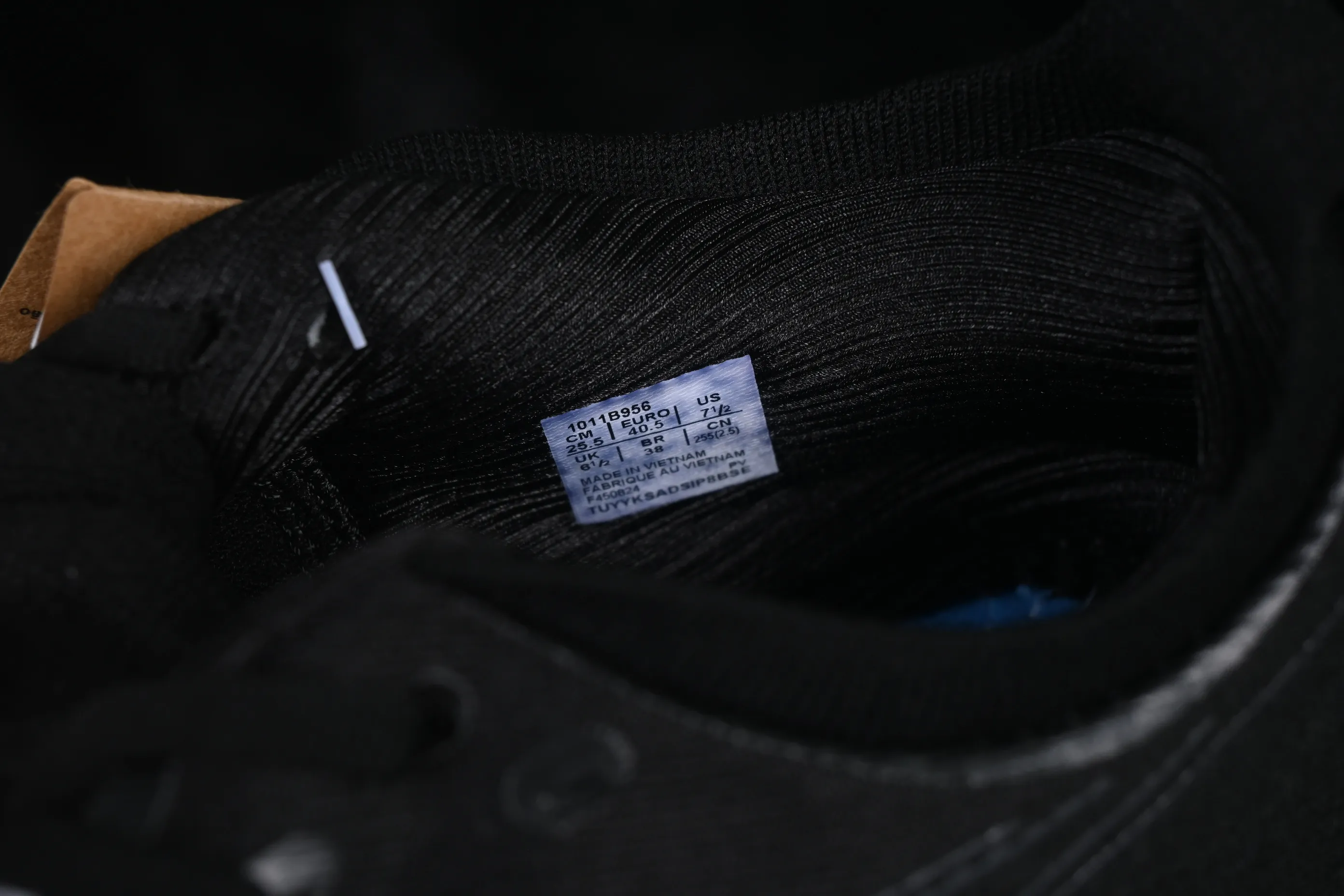 All Categories Asics Asics Series Asics Gel-Nimbus 27 1011B956-001